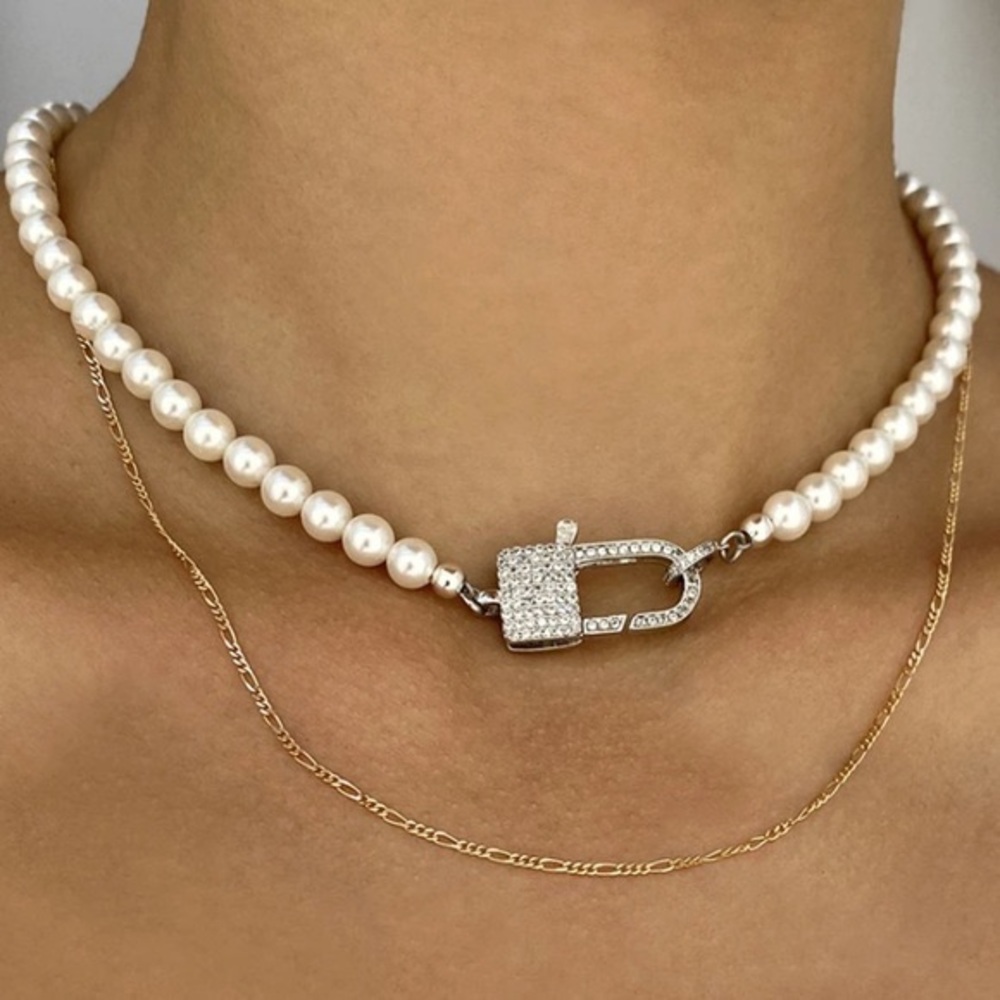 Rimor Jewelry Pearly Clasp Necklace